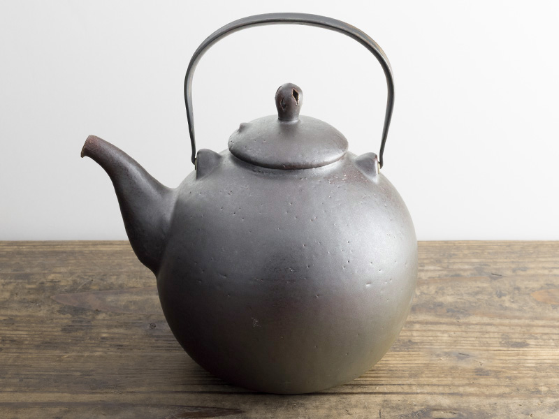 YUI Wooden Handle Dobin Teapot – TOIRO