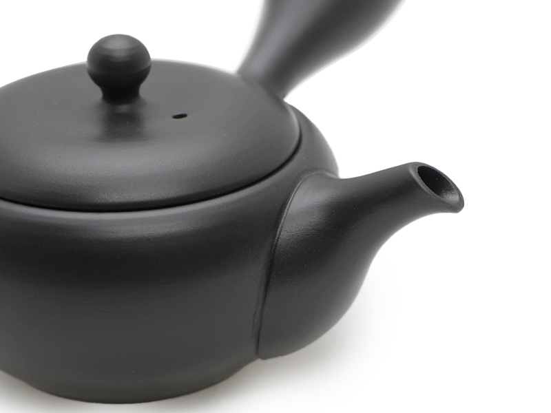 Black Tokoname Tea Pot - Mauna Kea Tea